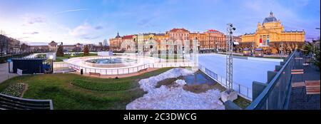 Tomislav Platz in Zagreb Eislaufpark Adventabend Panoramablick Stockfoto