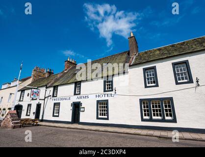 Tweeddale Arms Hotel während der Covid-19 Pandemie, Gifford Dorf, East Lothian, Schottland, Großbritannien, eingeschlossen Stockfoto