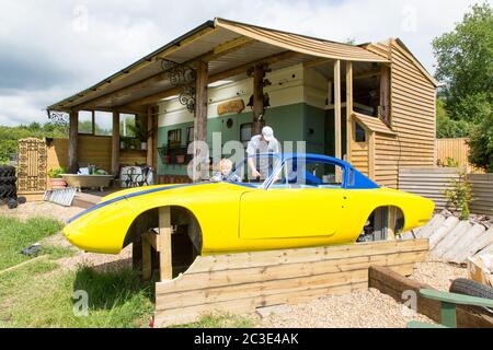 Lotus Elan +2 Classic Car Custom Whirlpool im Bau. Medstead, Alton, Hampshire England, Großbritannien. Stockfoto