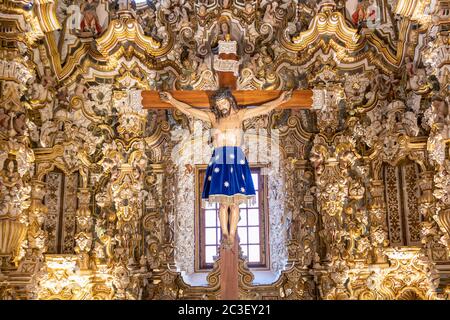 Banos de la Encina, Jaen, Spanien - 19. Juni 2020: Camarin von der Eremitage Jesu del Llano im Dorf Banos de la Encina in Jaen, Andalusien, Stockfoto