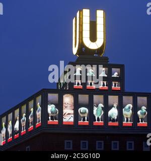 Dortmunder U, Flying Pictures von Adolf Winkelmann, Zentrum für Kunst und Kreativität, Dortmund Stockfoto