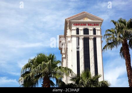 LAS VEGAS, USA - APRIL 18: Das berühmte Caesers Palace Hotel. Am 14. Mai 2012 eröffnete die Eigentümerin Caesers enertainment Corp. In 5 y ihr erstes Casino Stockfoto