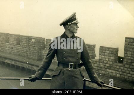 2. Weltkrieg - 2. Weltkrieg Gravensteen - Schloss des Grafen Osten Flandern in Belgien - Gent Stockfoto