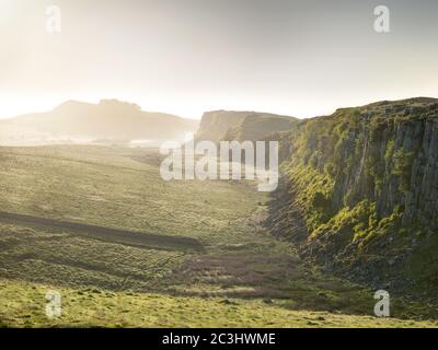 Steel Rigg, Northumberland, bei Sunrise Stockfoto