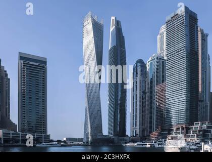 Dubai, VAE Dezember 25 2018 Blue dubai Marina. Panoramablick. Dubai Innenstadt Stadtbild. Dubai Stadt Hintergrund. Stockfoto