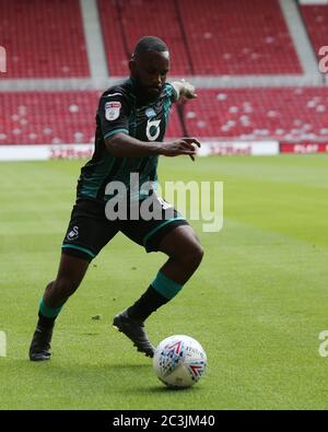 MIDDLESBROUGH, ENGLAND, 20. JUNI - Aldo Kalulu von Swansea City während des Sky Bet Championship-Spiels zwischen Middlesbrough und Swansea City im Riverside Stadium, Middlesbrough am Samstag, 20. Juni 2020. (Kredit: Mark Fletcher, Mi News) Kredit: MI Nachrichten & Sport /Alamy Live Nachrichten Stockfoto