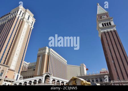LAS VEGAS, NV - 6 JUN 2020- Außenansicht des Venetian Las Vegas, einem Luxushotel und Casino, in Las Vegas, Nevada, eine Nachbildung von Venedig, Stockfoto