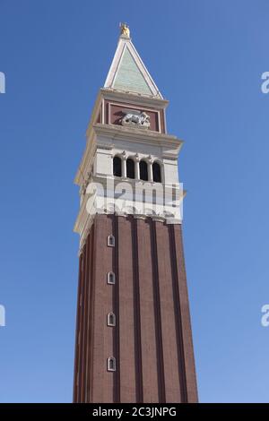 LAS VEGAS, NV - 6 JUN 2020- Außenansicht des Venetian Las Vegas, einem Luxushotel und Casino, in Las Vegas, Nevada, eine Nachbildung von Venedig, Stockfoto