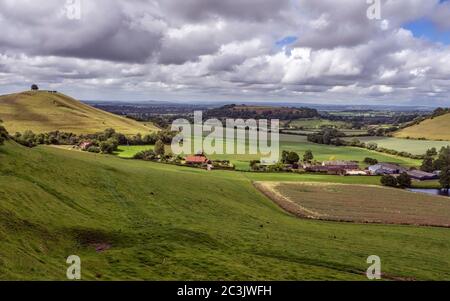 Blick auf Cadbury Castle - Bronze und Eisenzeit Hillfort in Somerset in England Stockfoto