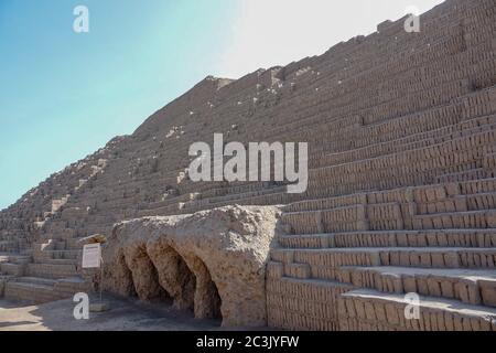 Huaca Pucllana oder Huaca Juliana, ein großer Adobe und Ton Pyramide Stockfoto