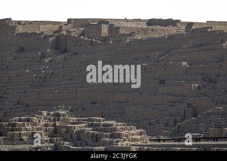 Huaca Pucllana oder Huaca Juliana, ein großer Adobe und Ton Pyramide Stockfoto