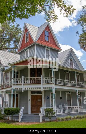 Das historische viktorianische Haus May-Stringer aus der Mitte des 19. Jahrhunderts in Brooksville, FL Stockfoto