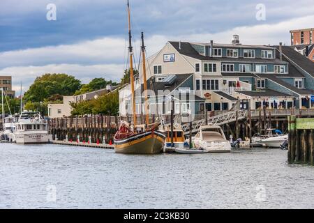 Salem Harbour in Salem, Massachusetts. Diese Gegend, einschließlich Derby Wharf und Derby Wharf Lighthouse, liegt in der Salem Maritime National Historic Site. Stockfoto