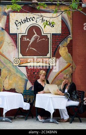 Bistro Les Amis im SOHO District, Downtown Manhattan, New York City, New York, USA Stockfoto