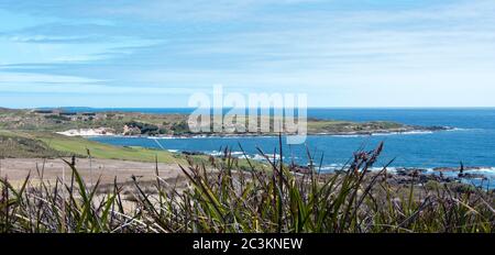 Blick auf die Küste über den Cape Wickham Golfplatz, King Island Stockfoto