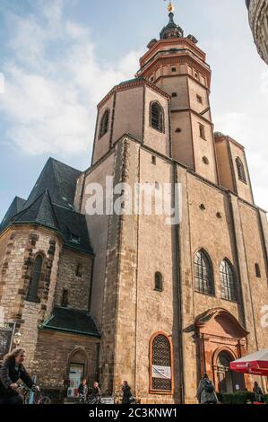 Nikolaikirche in Leipzig, Deutschland, 12. Jh. romanischer Stil, später 16. Jh. gotisch. Wiege der friedlichen Revolution von 1989. Stockfoto