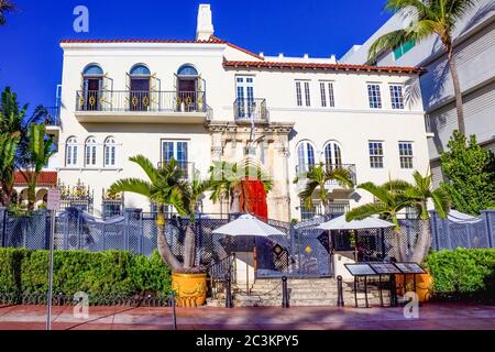 Miami, Vereinigte Staaten von Amerika - 30. November 2019: Die Villa, Casa Casuarina ist ein Anwesen, das zuvor dem italienischen Modeimpressario Gianni Versace gehörte Stockfoto