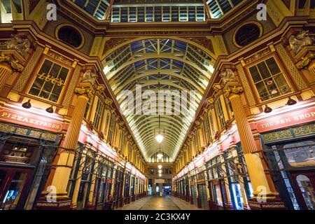 Harry Potter - Stil Gassen auf dem berühmten Leadenhall Markt in London - LONDON, ENGLAND - 14. SEPTEMBER 2016 Stockfoto