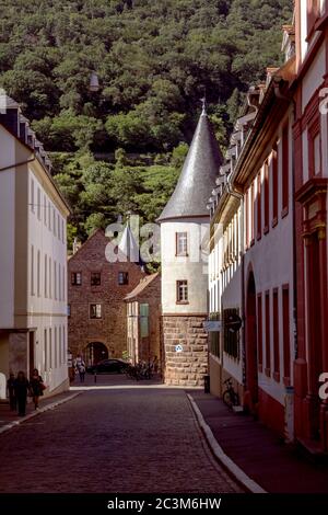 Deutschland Altstadt - Heidelberg ist eine alte Universitätsstadt und liegt am Neckar im Südwesten Deutschlands. Heidelberg liegt im Rheintal Stockfoto