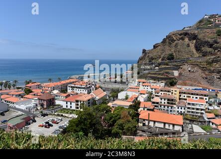 Blick auf Ribeira Brava auf Madeira Stockfoto