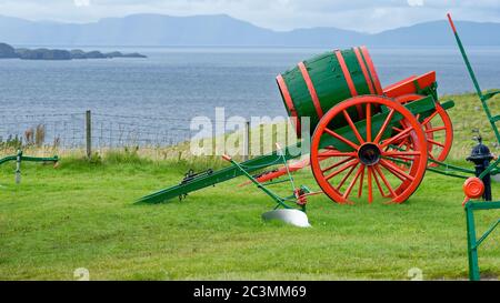 Alte Farm-Werkzeuge im Skye Museum of Island Life (Osmigarry Croft Museum), Trotternish, Isle of Skye, Schottland, Großbritannien Stockfoto
