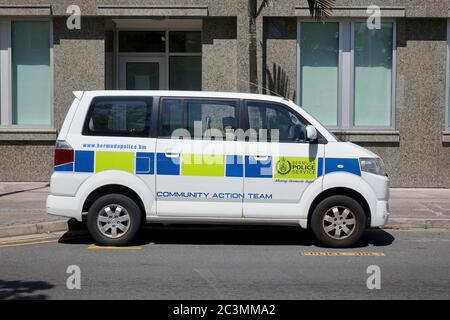 Bermuda Police Service Polizei Suzuki Mini Fahrzeug Vor Dem Police Headquarters Gebäude In Hamilton Bermuda Geparkt Stockfoto