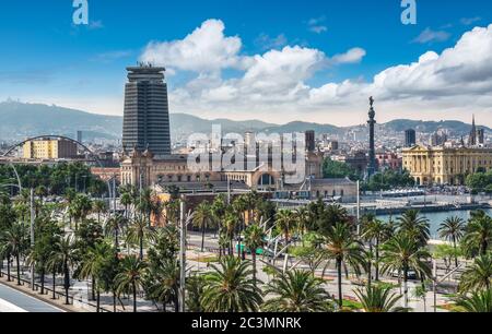 Barcelona, Spanien. Blick auf die Stadt und Port Vell. Stockfoto