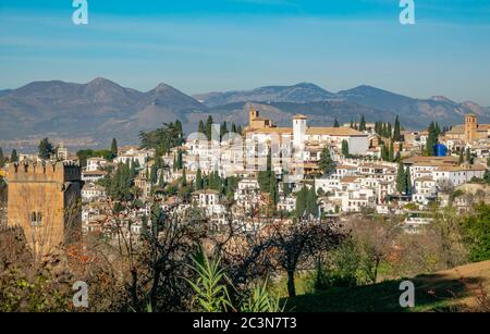 Blick von Granada, Spanien. Alhambra Königspalast. Stockfoto