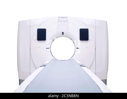 Vorderansicht des Multi-Detektor-CT-Scanners ( Computertomographie ) isoliert auf weißem Hintergrund. Beschneidungspfad. Stockfoto