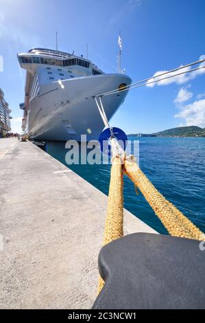 Regal Princess dockte in Sint Maarten an Stockfoto