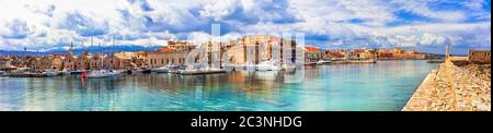 Kreta. Panorama der schönen Altstadt von Chania. Griechenland Reisen und Sehenswürdigkeiten Stockfoto