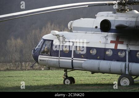 11. März 1994 während des Krieges in Bosnien: Ein HVO (bosnischer Kroate) Mil Mi-8MTV-1 HIP Hubschrauber bei Vitez. Stockfoto