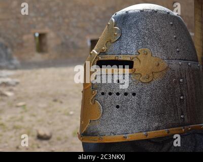 Mittelalterlicher Hüter Ritter der Festung Stockfoto