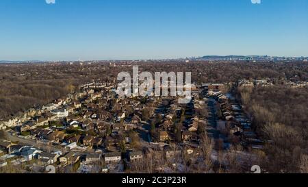 Luftaufnahme von Laval City, Quebec, Kanada im Winter Stockfoto