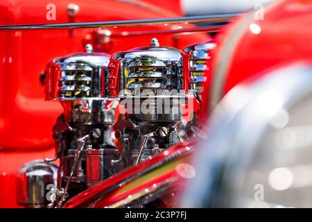 Medien, PA/USA. Rund hundert Oldtimer und antike Fahrzeuge wurden für die Linvilla Orchards Antique Car Show ausgestellt, mit Fahrzeugen, die vom Historical Car Cub of Pennsylvania beurteilt wurden. Juni 21 2020. Quelle: Christopher Evens Stockfoto