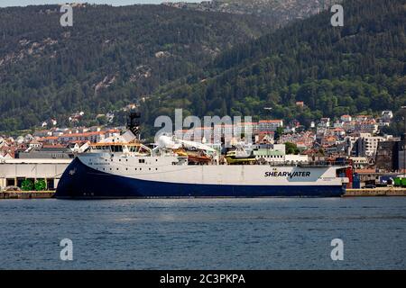 Forschungsschiff SW Amundsen im Hafen von Bergen, Norwegen. Stockfoto