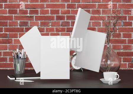 Leeres Buchcover, das im Büro über den Schreibtisch fliegt. Vorder-, Rücken- und Rückeinband. 3d-Illustration Stockfoto