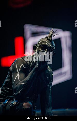 Die kolumbianische Metalband Koji K Utho tritt beim jährlichen Tattoo Music Fest in Bogota, Kolumbien, auf. Das Tattoo Music Fest ist ein Ereignis, das beliebt sammelt Stockfoto