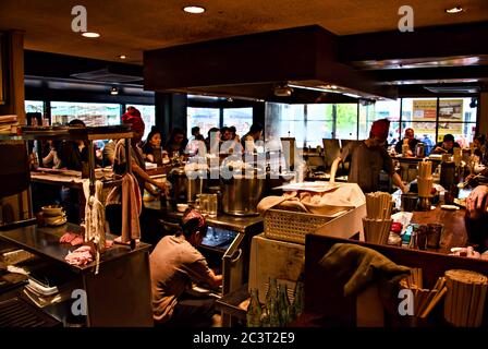 Berühmtes Gyoza Restaurant in Omotesando Gegend, Shibuya, Tokyo, Japan Stockfoto