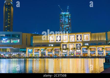 Dubai, Vereinigte Arabische Emirate, 20. Januar 2020: Burj Khalifa Brunnen Stockfoto