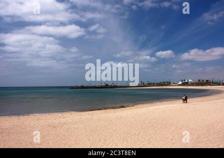 Playa del Reducto Strand, Stadtstrand von Arrecife, Lanzarote, Kanarische Inseln, Spanien Stockfoto