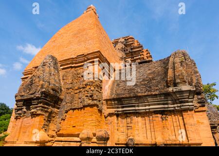 North Tower, Thap Po Nagar, Po Nagar Towers, Vinh Tho Bezirk, Nha Trang, Vietnam, Asien Stockfoto