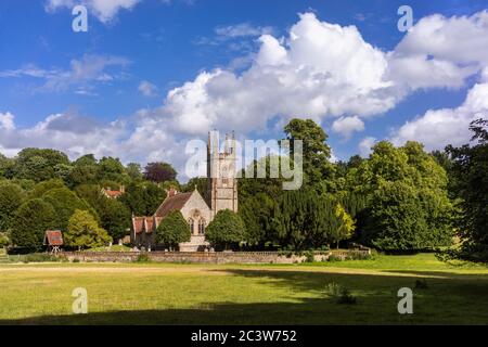 13. Jahrhundert Klasse II denkmalgeschützte Kirche St. Nicholas in Chawton, die Kirche war einst Jane Austen's Pfarrkirche, Hampshire, England, Großbritannien Stockfoto