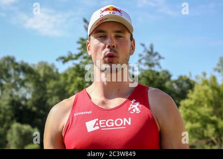 ALMERE, 22-06-2020 , allsports, Training Nederlandse roeiploeg Holland 8, Simon van Dorp Stockfoto