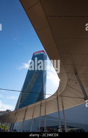 Ein schönes Foto der Wolkenkratzer von citylife bei Tag, Mailand, Italien Stockfoto