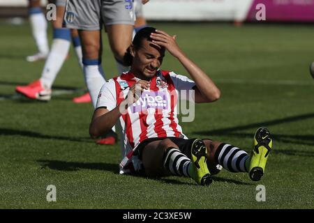 Exeter, Großbritannien. Juni 2020. Randell Williams von Exeter City beklagt sein Glück, nachdem er während der EFL Sky Bet League 2 Play-offs in der Halbfinalmatch zwischen Exeter City und Colchester United am 22. Juni 2020 in St James' Park, Exeter, England, nahe gekommen ist. Foto von Dave Peters. Nur für redaktionelle Zwecke, Lizenz für kommerzielle Nutzung erforderlich. Keine Verwendung in Wetten, Spielen oder Publikationen einzelner Vereine/Vereine/Spieler. Kredit: UK Sports Pics Ltd/Alamy Live Nachrichten Stockfoto