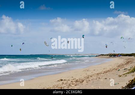 Kitesurfen in Kap verde Stockfoto