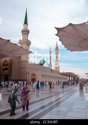 Medina / Saudi-Arabien - 11. Mai 2017: Prophet Mohammed Moschee, Al Masjid an Nabawi Stockfoto