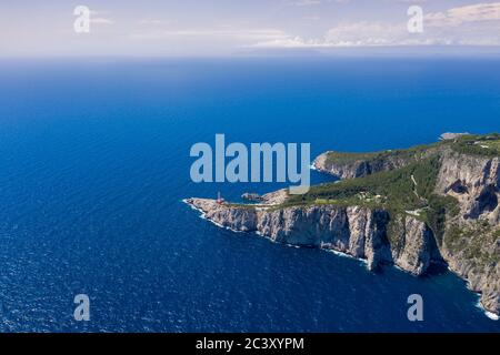 Luftaufnahme über den Leuchtturm von Anacapri, Haus zur besten Bar der Insel Stockfoto