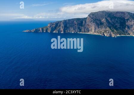 Luftaufnahme über den Leuchtturm von Anacapri, Haus zur besten Bar der Insel Stockfoto